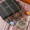 Relojes de bolsillo Juegos de relojes de cuarzo para hombres Retro Grabado Diseño de águila Fob Insignia conmemorativa Colecciones de arte Conjunto de regalo MenPocket