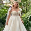 Chic Boho Abito da sposa corto 2022 Sexy Backless Perline Spiaggia Una linea Abiti da sposa Cinghie senza spalline Lunghezza tè Paese bohémien Ricevimento sposa Robe De Mariage