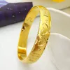 Herz geschnitzte Frauen Armreifen Seites Armband 18K Gelbgold gefüllt Hochzeit Braut Trendy Dubai Schmuck Freundin Girlfriend Geschenk 60 mm, 12mm