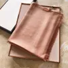 180x70 cm Bufanda larga de seda dorada Carta de lujo Diseñador de marca Bufanda para el cabello Bufandas para la cabeza con estampado 2023 Pañuelo grande Hijab Mantón para mujeres