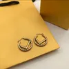 2022 Luxe designer oorbellen hoogwaardige stud Gold Letters Classic Minimalistische oorbellen grote ronde merk sieraden oorbel voor vrouwen trouwfeestcadeaus