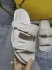 Sandalias bordadas Dazzle zapatilla mujer damas desgastes verano playa rayas causales chanclas planas Slide Zapatillas sandalias Diseñadores Bordado letras Diapositivas