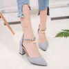 2021 mode nya kvinnors skor koreansk stil tjock häl pump sandaler pekade höga klackar g220527