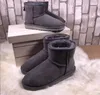 クラシックスタイルU5854女性短い雪のブーツは暖かいブーツシープスキンカウスキン本革のぬいぐるみのぬいぐるみ