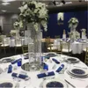 Dekorasyon uzun boylu gümüş çiçek standı düğün merkezi parçaları düğün masa süslemeleri için kristal centerpieces sütunlar imake226