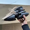 2023 Fashion bullet shoes Space Shoe Men Women Designer Casual Shoes UNICÓRNIO algodão Metaverse Tênis Mens Balma Trainers Runner Esporte ao ar livre