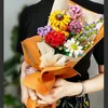 Romantyczne kwiaty bukietowe bloki budulcowe Moc Chrysanthemum Rose Flower Model Cegły Dekoracja Domowa