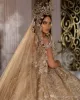 2022 Shinny Ball Gown Abiti da sposa Champagne con spalle scoperte Lusso in rilievo di cristallo Arabia Saudita Dubai Abito da sposa Plus Size276a