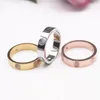 Anillos de banda de acero inoxidable de diseñador de alta calidad, joyería de moda, anillo de promesa de boda para hombres, regalos para mujeres 111259i