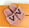 Pantoufles en laine pour femmes à la mode sandales plates alphabet jacquard de haute qualité chaudes et confortables en automne et en hiver chaussures décontractées taille 35-42