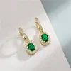 Orecchini con smeraldi ovali di fascino di nuova moda con orecchini a bottone di diamanti per regalo di gioielli hip-hop da donna