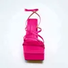 Marque Femmes Mode Sandales 2022 Printemps Nouvelles sandales à talons hauts à semelles épaisses de couleur rose Sexy Catwalk Banquet Femmes Chaussures G220525