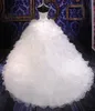 2022 Luksusowy Zroszony Haft Suknie Balowe Suknie Ślubne Księżniczka Suknia Gorset Sweetheart Organza Ruffles Cathedral Train Long Sukienka Bridal Plus Size Custom Made