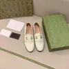 Nowe designerskie kapcie sandałowe oryginalne skórzane muły kobiety mokasyna metalowy łańcuch Wygodny swobodny buty koronkowy aksamitny pantofel z pudełkiem 35-4