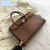 Hele dames schoudertassen elegant reliëf leer handtassen met grote capaciteit solide kleur mode tas eenvoudige sfeer cr243e