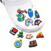 MOQ 100pcs camping style Tente boussole forme dessin animé croc charmes 2D Caoutchouc souple Décorations de chaussures Boucles mini chaussure charme accessoires fit enfants sandales ornements