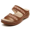 Femmes sandales mode chaussures à semelles compensées pour femmes pantoufles chaussures d'été avec talons sandales tongs femmes plage chaussures décontractées 210226