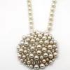 Charm Creative Original Niche Design criativo Round Pearl Loy Colary Pingente Decoração de vestido de festa