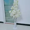 高級ウェディングガイドの装飾チェリーブロッサムツリーパーティーサイトレイアウトロード引用ベビーシャワーのための花