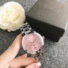 Montres-bracelets de marque femmes fille diamant Style métal acier bande Quartz horloge Kor avec luxe Logo complet M 148