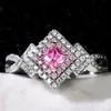 Fedi nuziali Squisite fasce di fidanzamento alla moda per le donne Taglio rosa Princess Square CZ Gioielli brillanti Accessori da sposa esteticiMatrimonio