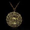 Populaire film- en tv -pirat van Caribbean Aztec hetzelfde schedelpatroon gouden munten ketting rondom