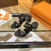 2022 Yeni Elbise Ayakkabı Begum Ilmek Kelebek Pompaları Yüksek Topuklu Rhinestone Şeffaf Elmas Sandalet Parlatıcı Kapak Toe Güzel Ucu Seksi Kadın Yaz Kristal Ayakkabı