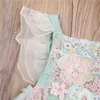 Härlig prinsessa Nyfödda Baby Girls Summer Rompers Ruffles Lace Brodery Pearl Elegant Romper Jumpsuits Cotton Sunsuits Outfits G220510