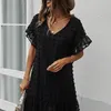 Sexig V Neck Short Dres Casual Solid Hairball Black Dresses For Laddies Spring Summer Semester Style Dress 220509