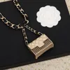 Bältesmode Bag Cowhide Belt Charm Midje kedja halsband kvinnor man lyxiga smycken toppkvalitet designer trender bijoux