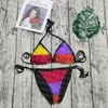 Bikini alla moda con patchwork, bikini jacquard con lettere di design, costume da bagno da viaggio da spiaggia in due pezzi