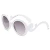 Vintage Cloud Sun Glass 2021 Cadre en plastique de mode Baroque Sunglass Women3974151