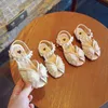 2022 Baby Girl Saep-Toe Sandals 0-8 лет, маленькая девочка, дети принцесса розовая лука младенца летние квартиры 23-34 G220523