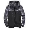 2022 Veste de camouflage pour hommes Hoodies de voyage en plein air Colorblock Jeune Veste de coquille Soft Soft