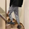 남자 바지 남자 조깅하는 스웨트 팬츠 바지를위한 검은화물 남성 회색 조깅 하이 허리 한국 스트리트웨어 스 플라이 싱맨의 NAOM22