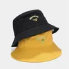 Sombreros de borde anchos que venden bordado de banana Sombrero de pescado para hombres y mujeres Bucket de protección solar al aire libre
