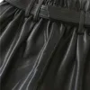 トラフ女性シックなファッションベルトフェイクレザーショーツvitnageハイウエストジッパーフライポケット女性ショートパンツミュージャー220602