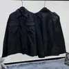 Menas de jaquetas clássicas Bloups Fashion Luxury Coats Jaqueta de Nylon Fabric Multi-Pocket Triangle Badge Design Shirts