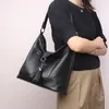 イブニングバッグの女性タッセル通勤クロスボディレディースショルダーバッグ女性の高級デザイナーハンドバッグ大容量ブランドフラップ2022
