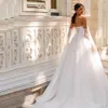 Vintage stropplösa puffiga bröllopsklänningar Bead Cape Sleeve Bridal Gown Lace Appliques Vestido de Novia 326 326