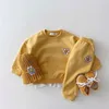 Kleine kleding voor babymeisjes kleren Sets herfst winter geboren babyjongens bloemen sweatshirt broek 2 stks babyontwerper kleding 220815