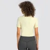 Kadınların Yeni Yoga Üstleri Yuvarlak Boyun Yoga Giysileri Nefes Alabaç Spor Kısa kollu streç ince tişört kırpılmış üst