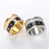 Кластерные кольца модные квадратные стразы Оверните римские цифры для женщин Мужчины из нержавеющей стали Свадебное классическое кольцо для кольца