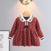 デザイナーの女の赤ちゃん編みプリンセスドレス春の秋の手紙印刷された子供用長袖ドレス子供ボウノットドレス1〜6歳80cm-120cm