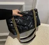 357 Kvinnor Luxurys Designers väskor Crossbody Högkvalitativ handväskor Kvinnor Purses Axel Shopping Totes Bag