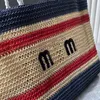 Summer Woven Tote Bag Straw Wicker Bags Handväska Purses Women Color Stripes virkning ihålig utbokning axel totes strand resor plånbok stor kapacitet 34 cm