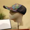 Дизайнер Популярные бейсболки Холст Мода для отдыха Солнцезащитная шляпа для спорта на открытом воздухе Мужская шляпа с ремешком Знаменитая бейсболка