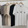 2022 Мужская футболка дизайнер мужской женские дизайнеры футболки с буквами печатные короткие рукава Летни