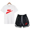 Erkek Eşofman 2 Parça Set Yaz Katı Spor Marka Takım Elbise Kısa Kollu T Gömlek ve Şort Rahat Moda Erkek Giyim 10 Renk