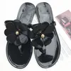 Women Shoes Flip Flops Designer Flower Flower Summer Classic Fashion Beach Sliders Beautiful Sliders HM513